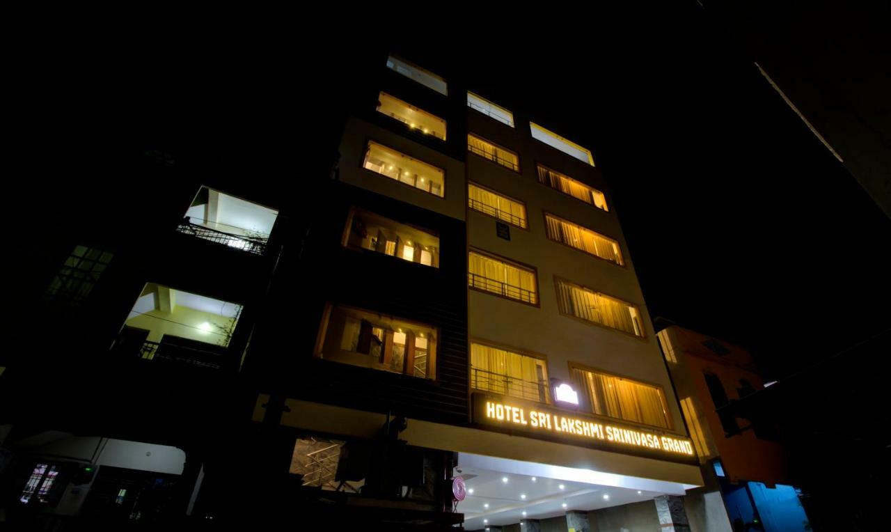 Treebo Sls Grand Hotel Tirupati Exterior foto